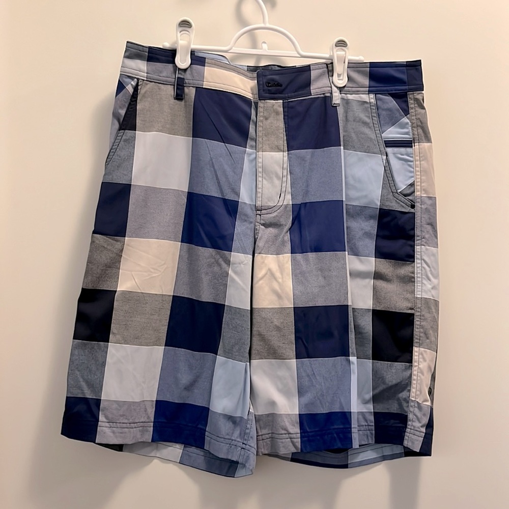 LULULEMON PLAID SHORTS BLUE